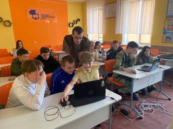 ​Мобильный технопарк  «Кванториум» в Приморске